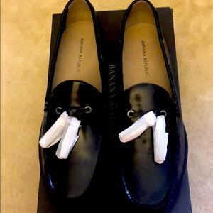 Banana republic new black leather loafers